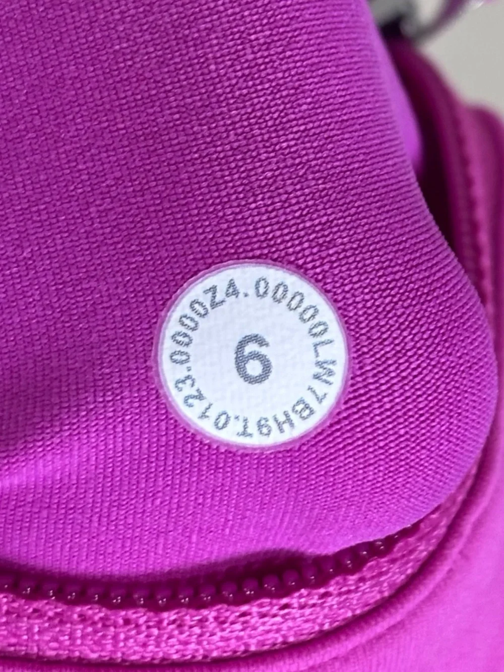 Lululemon Sonic Pink Speed Up Shorts High Rise Zip Pocket Size 6 Run